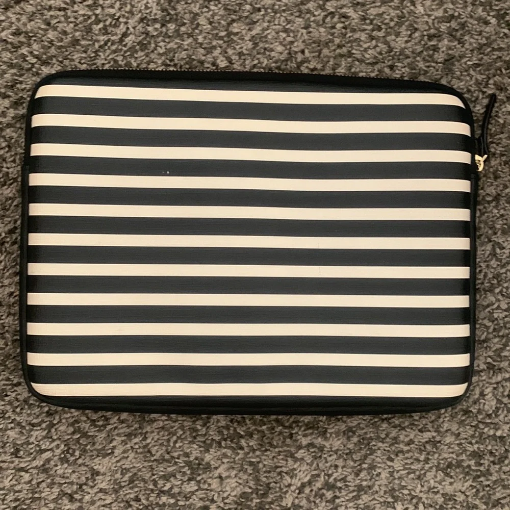 Kate Spade cushioned laptop sleeve